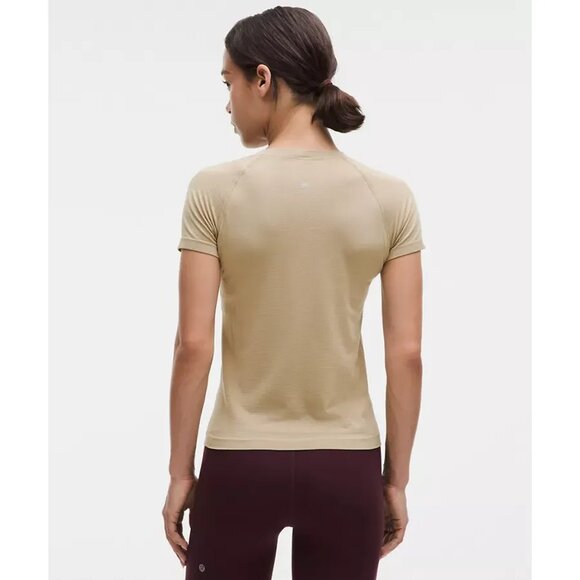 Lululemon Swiftly Tech Short-Sleeve Shirt 2.0 Hip Length - Picture 5 of 5